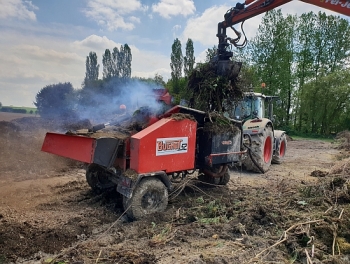 Serie van compost en houthakselaars